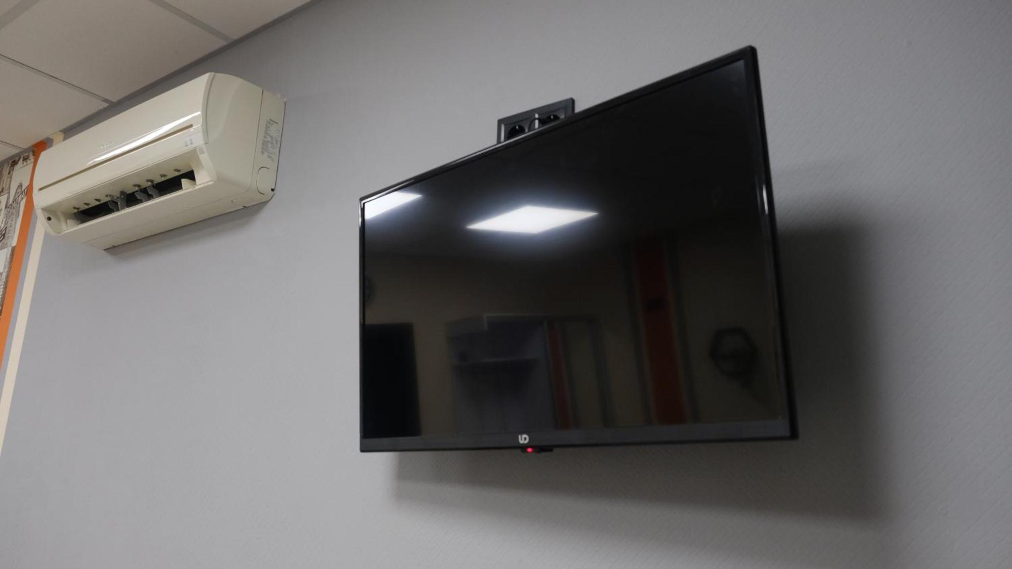 Uneed Rooms M1 Kyiv Exterior photo